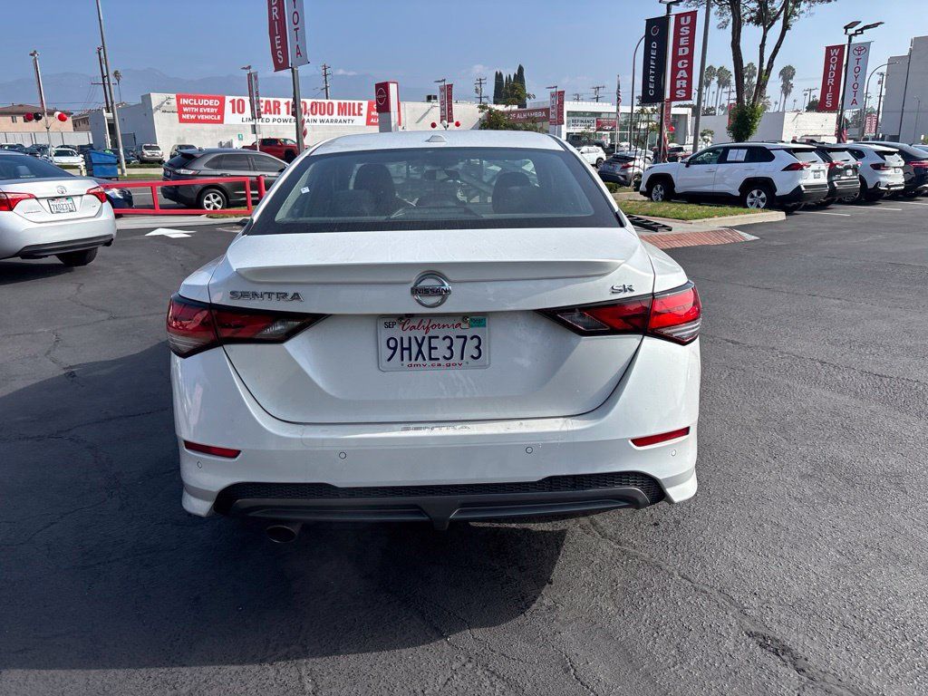 Used 2023 Nissan Sentra SR FWD image 5