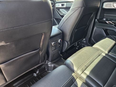 Used 2022 Ford Explorer ST w/ Equipment Group 401A AWD/4WD image 26