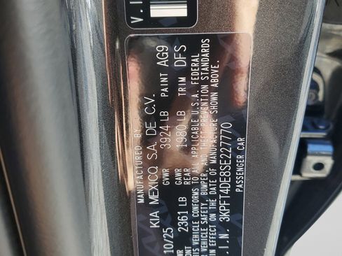 New 2025 Kia K4 FWD image 35