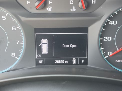 Certified 2024 Chevrolet Equinox LS FWD image 35