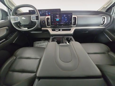 Certified 2025 Ford Expedition Max Active image 10