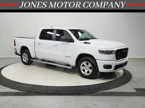 Used 2025 RAM 1500 Big Horn AWD/4WD image 1