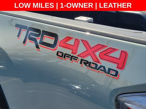 Used 2023 Toyota Tacoma TRD Off-Road w/ Black Out Package (TMS) AWD/4WD image 11