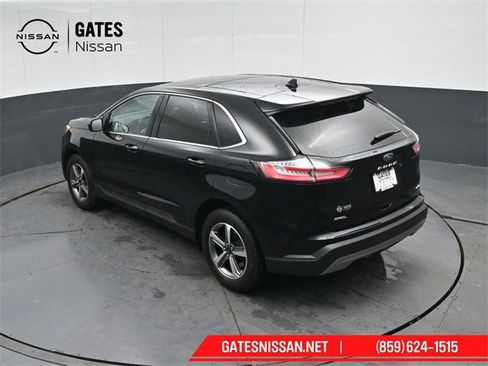 Used 2024 Ford Edge SEL w/ Convenience Package image 45