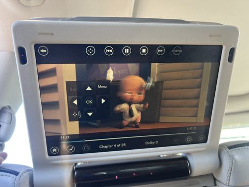 Used 2017 Chrysler Pacifica Platinum FWD image 24