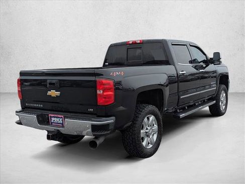 Used 2019 Chevrolet Silverado 2500 LTZ w/ Duramax Plus Package image 5