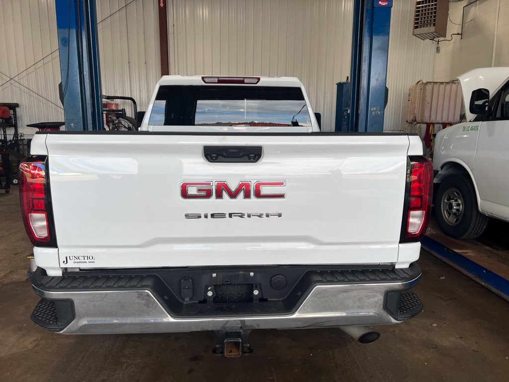 Used 2024 GMC Sierra 2500 Pro w/ Convenience Package AWD/4WD image 3