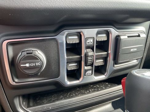 New 2025 Jeep Wrangler Sahara w/ Safety Group image 34