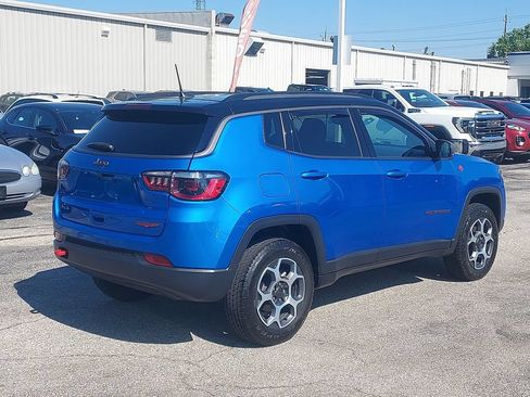 Used 2022 Jeep Compass Trailhawk w/ Trailhawk Convenience Group AWD/4WD image 7