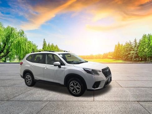 Certified 2023 Subaru Forester Premium image 2