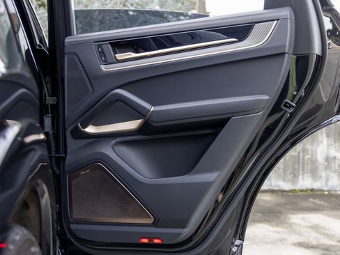 Certified 2025 Porsche Cayenne GTS image 50