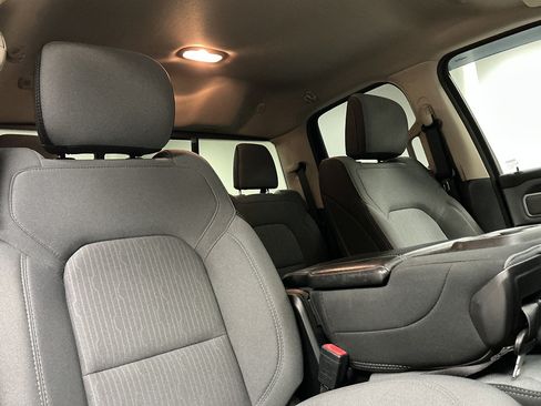 Used 2020 RAM 1500 Big Horn AWD/4WD image 32