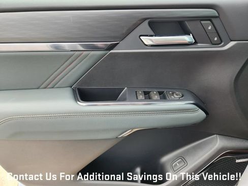 New 2026 GMC Acadia AT4 w/ Luxury Package AWD/4WD image 16