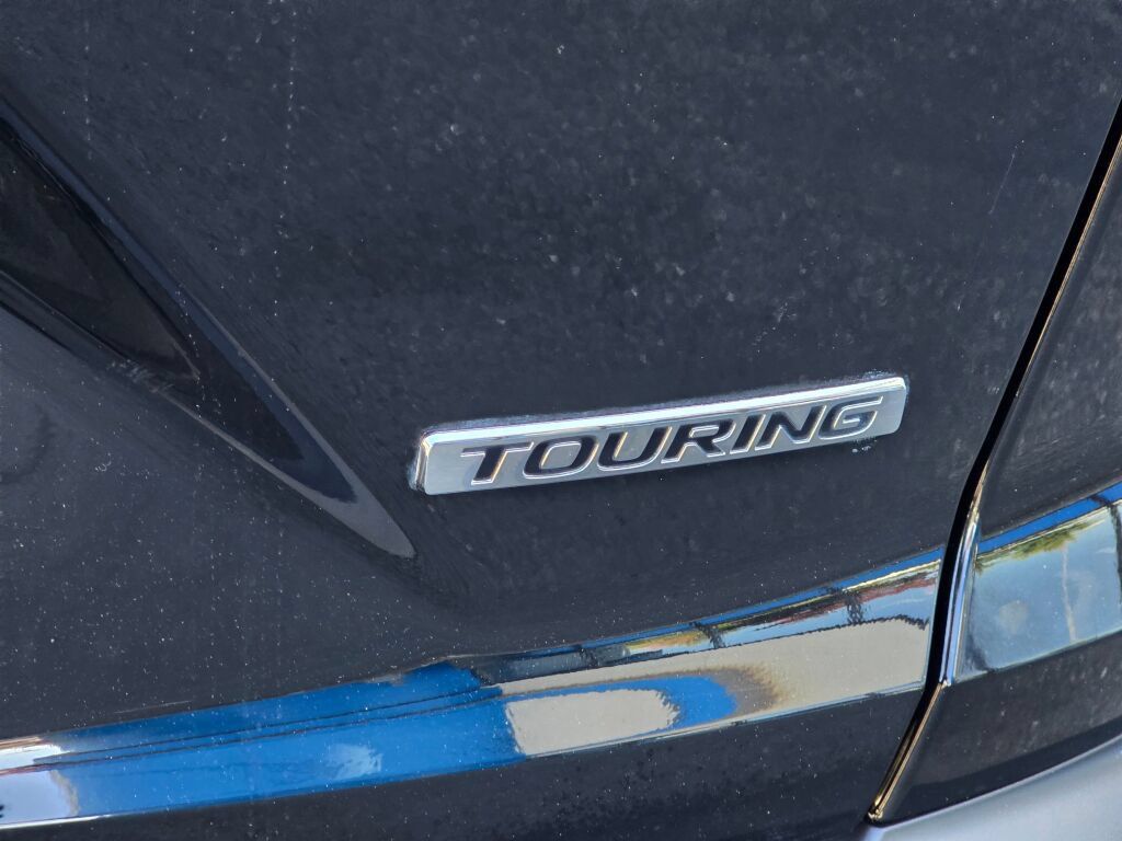 Certified 2017 Honda CR-V Touring image 16
