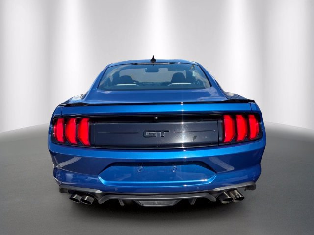 Used 2022 Ford Mustang GT w/ Black Accent Package RWD image 3