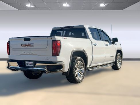 Used 2022 GMC Sierra 1500 SLT image 8