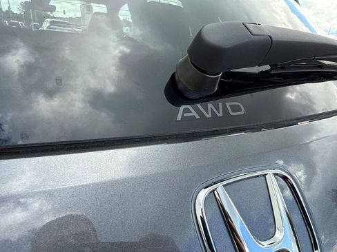 Certified 2027 Honda HR-V EX-L image 4
