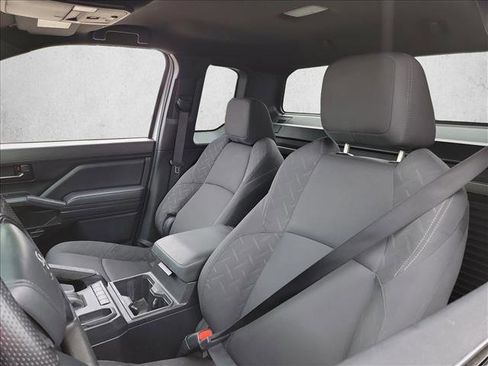 Used 2024 Toyota Tacoma SR RWD image 13