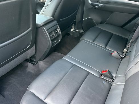 Certified 2023 Cadillac XT4 Premium Luxury image 12