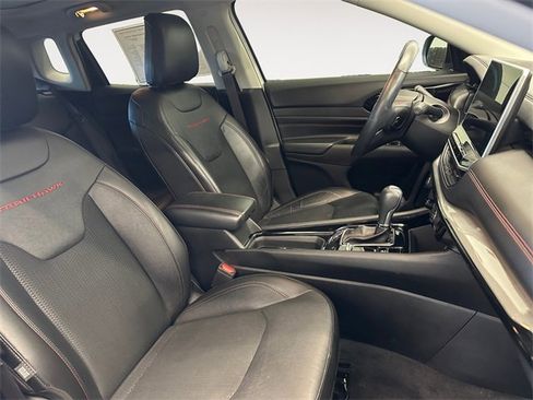 Used 2022 Jeep Compass Trailhawk w/ Sun and Sound Group image 15