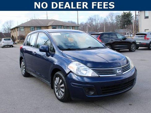 Used 2008 Nissan Versa 1.8 S w/ PWR Pkg image 2
