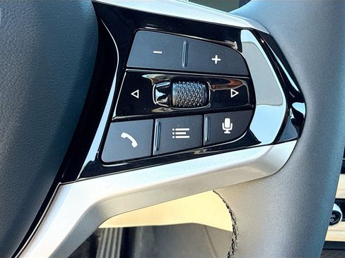New 2026 BMW 330i Sedan w/ Convenience Package RWD image 39