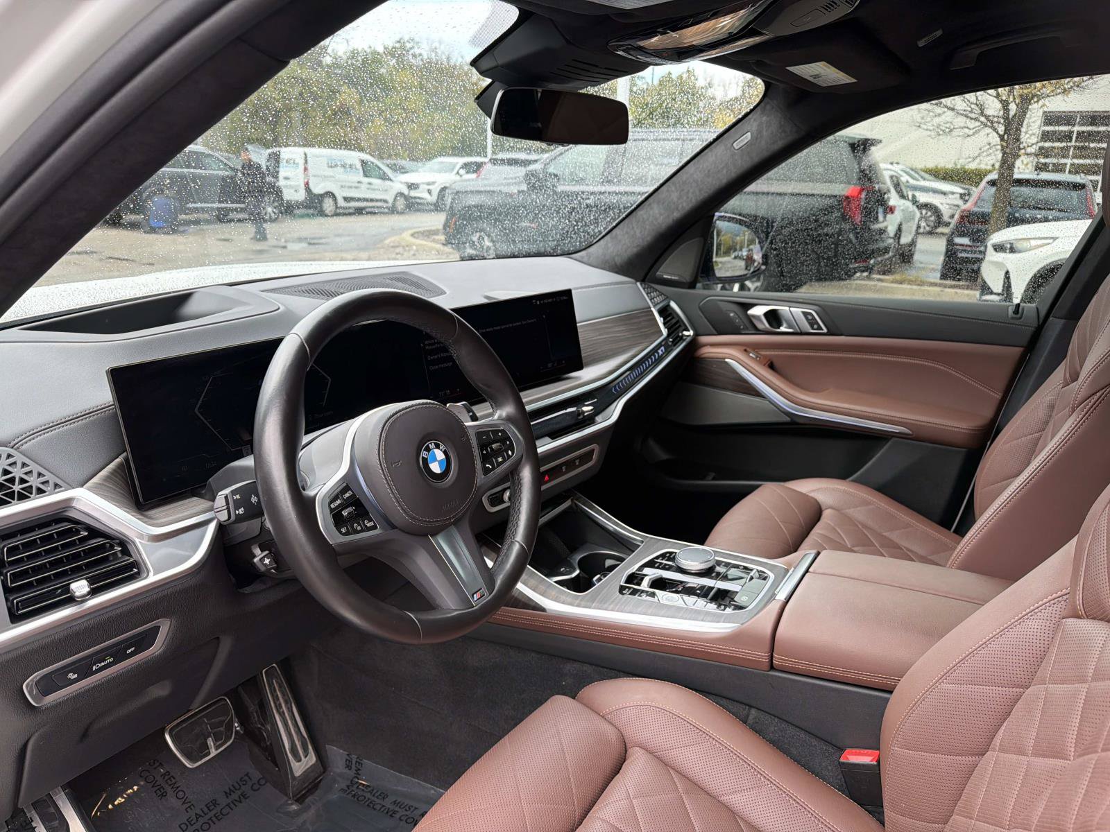 Certified 2024 BMW X7 xDrive40i w/ M Sport Package AWD/4WD image 14