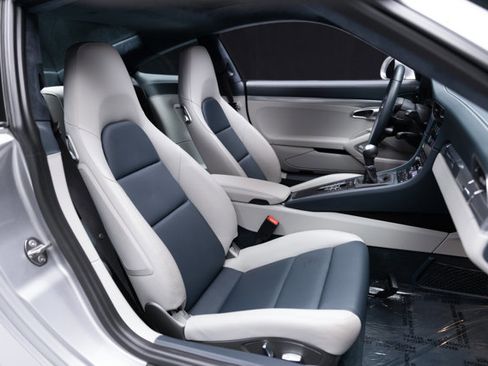 Used 2019 Porsche 911 Carrera S image 10