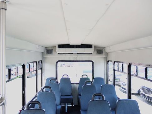 Used 2022 Mercedes-Benz Sprinter 3500 image 13