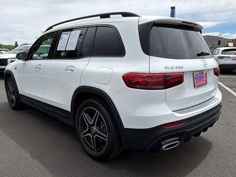 Used 2023 Mercedes-Benz GLB 250 4MATIC image 5