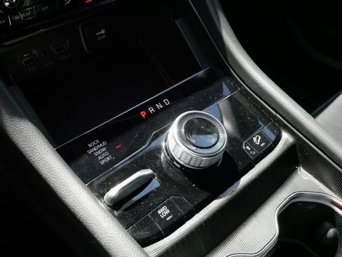 Used 2024 Jeep Grand Cherokee Limited 4xe w/ Luxury Tech Group II AWD/4WD image 24