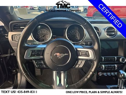 Used 2022 Ford Mustang Premium image 14