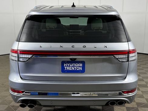 Used 2021 Lincoln Aviator Black Label AWD/4WD image 17