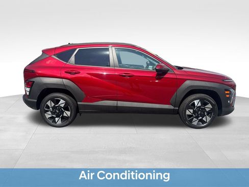 Used 2024 Hyundai Kona SEL AWD/4WD image 9