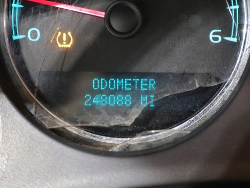 Used 2007 Chevrolet Avalanche LT w/ LT Preferred Equipment Group AWD/4WD image 32