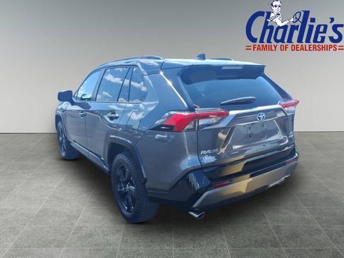 Used 2021 Toyota RAV4 XSE AWD/4WD image 5