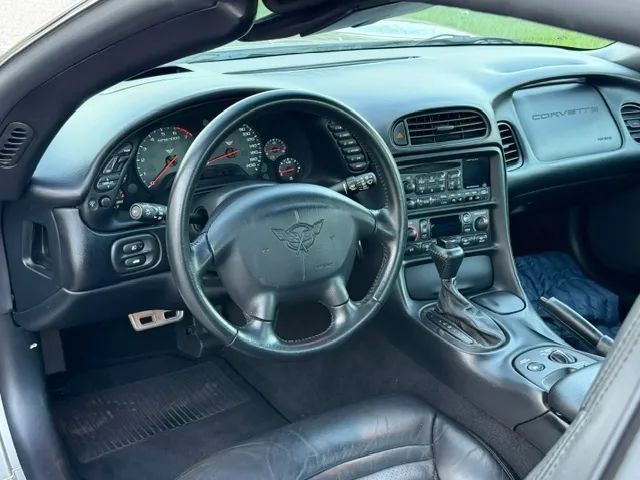 Used 2002 Chevrolet Corvette Convertible w/ Preferred Equipment Group2 RWD image 18