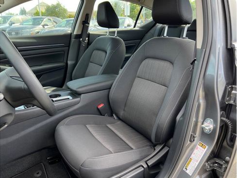 New 2025 Nissan Altima 2.5 S image 8