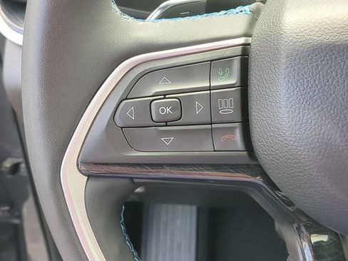 Used 2023 Jeep Grand Cherokee Trailhawk w/ Luxury Tech Group III AWD/4WD image 22