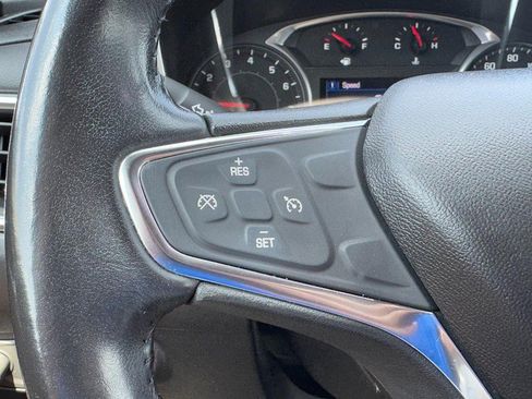 Used 2019 Chevrolet Equinox LT FWD image 15