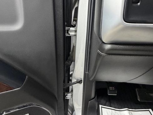 Used 2019 GMC Sierra 2500 SLT w/ Duramax Plus Package image 55