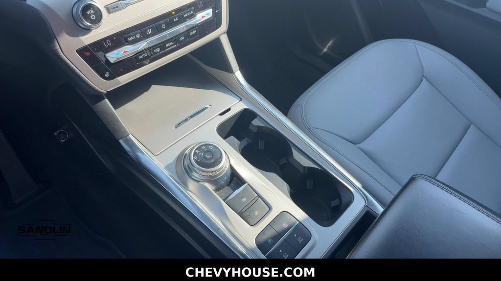 Used 2021 Ford Explorer XLT w/ Equipment Group 202A RWD image 21
