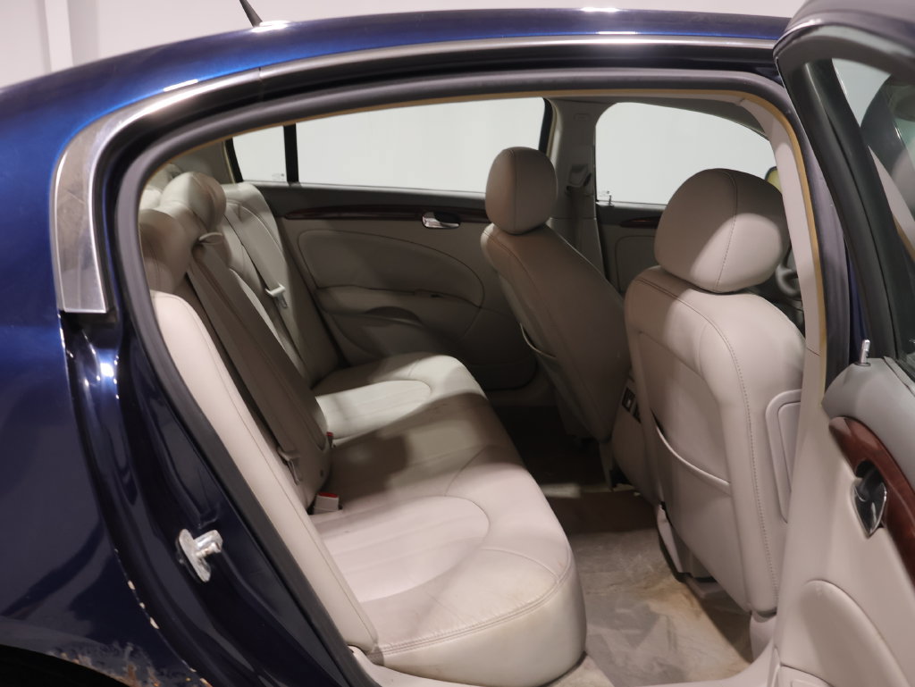 Used 2007 Buick Lucerne CXL FWD image 19