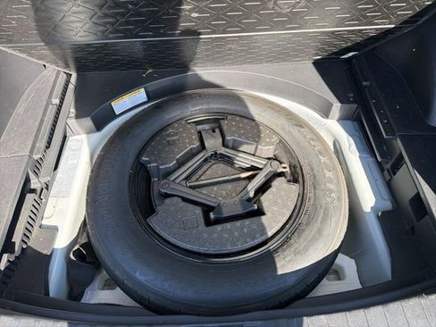 Used 2022 Toyota RAV4 Adventure image 10