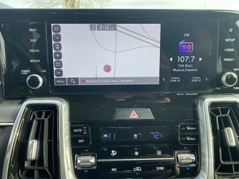 Used 2022 Kia Sorento SX image 14