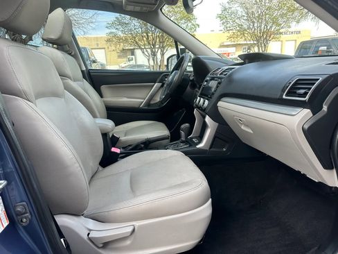 Used 2016 Subaru Forester 2.5i Touring w/ Eyesight & Navigation System image 23