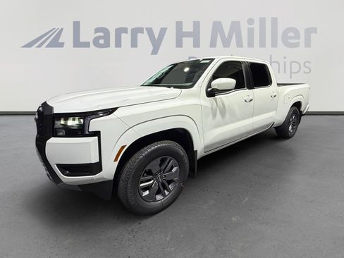 New 2026 Nissan Frontier SV image 1