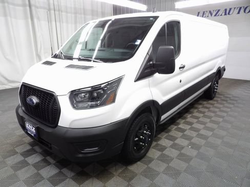 Used 2024 Ford Transit 250 Low Roof AWD image 6
