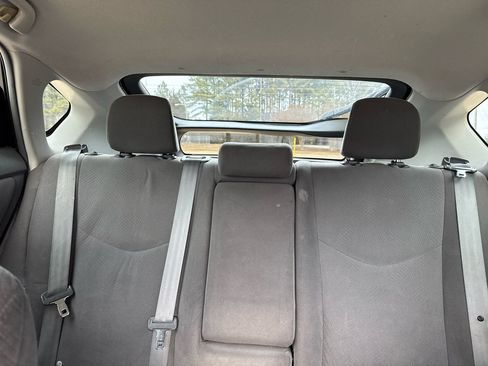 Used 2011 Toyota Prius Five image 16