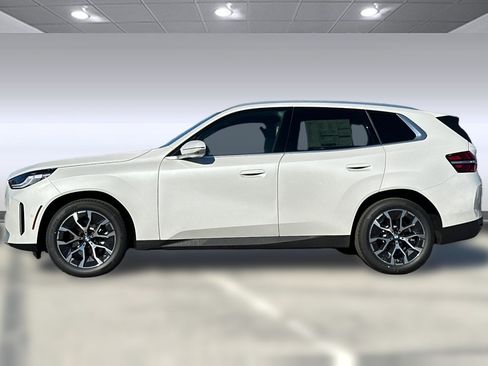 Used 2026 BMW X3 xDrive30i w/ Premium Package AWD/4WD image 2